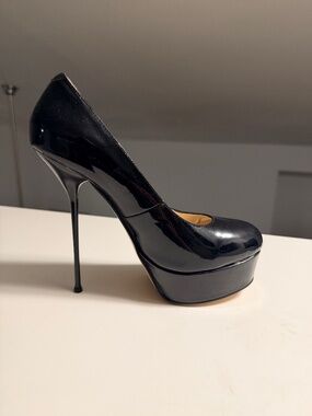 Needle Heel Euro Style Pump